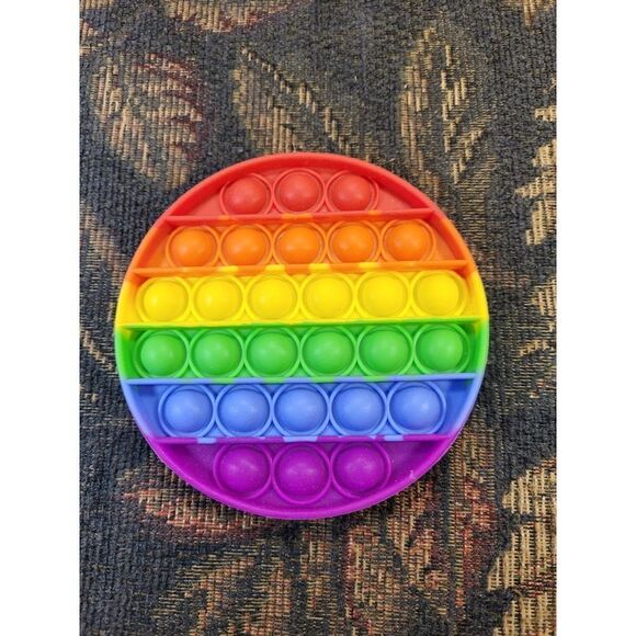 Rainbow Circle Sensory Fidgit - Picture 1 of 3